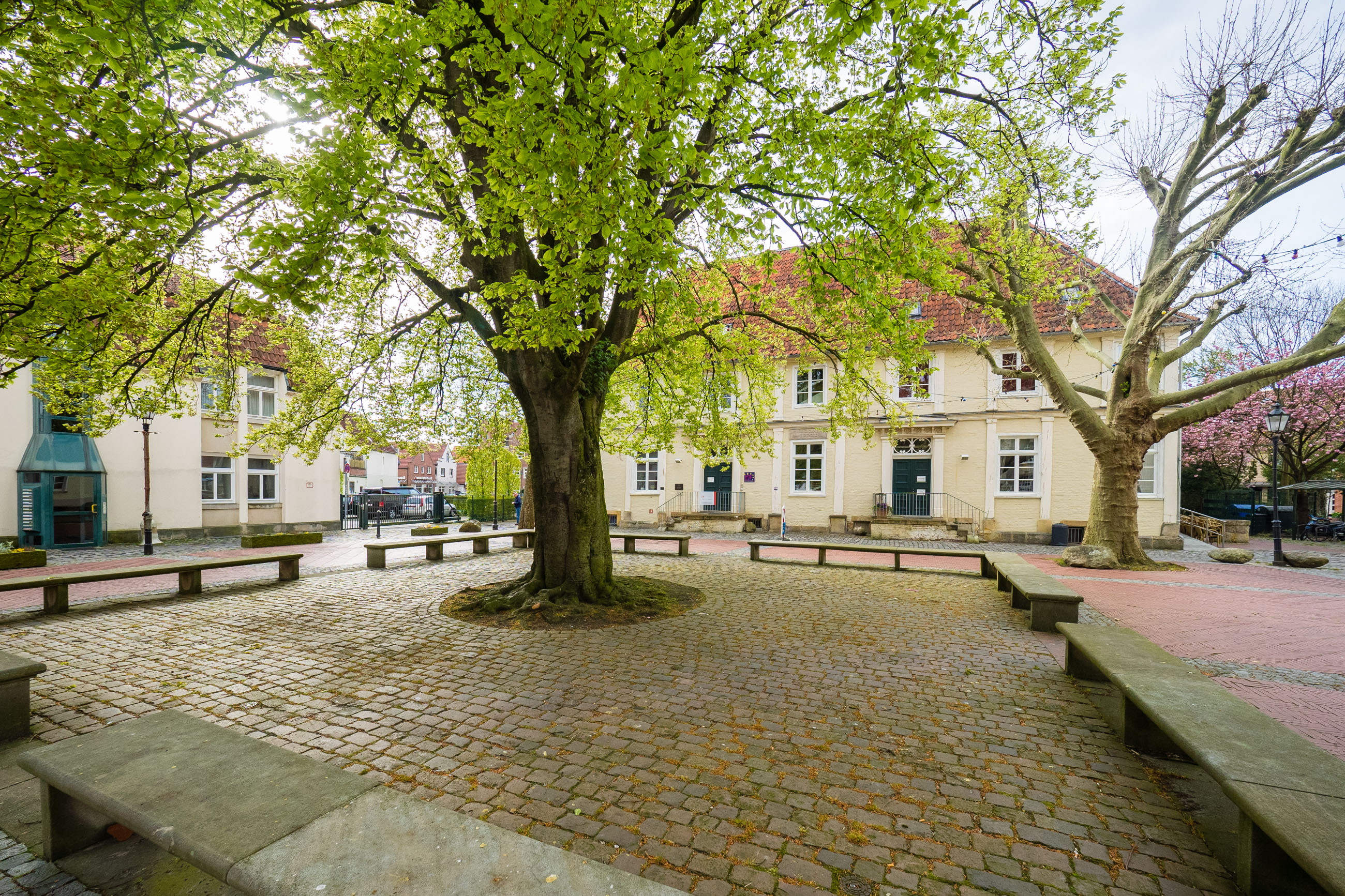 Lingen, Universitätsplatz, Foto: Helmut Kramer