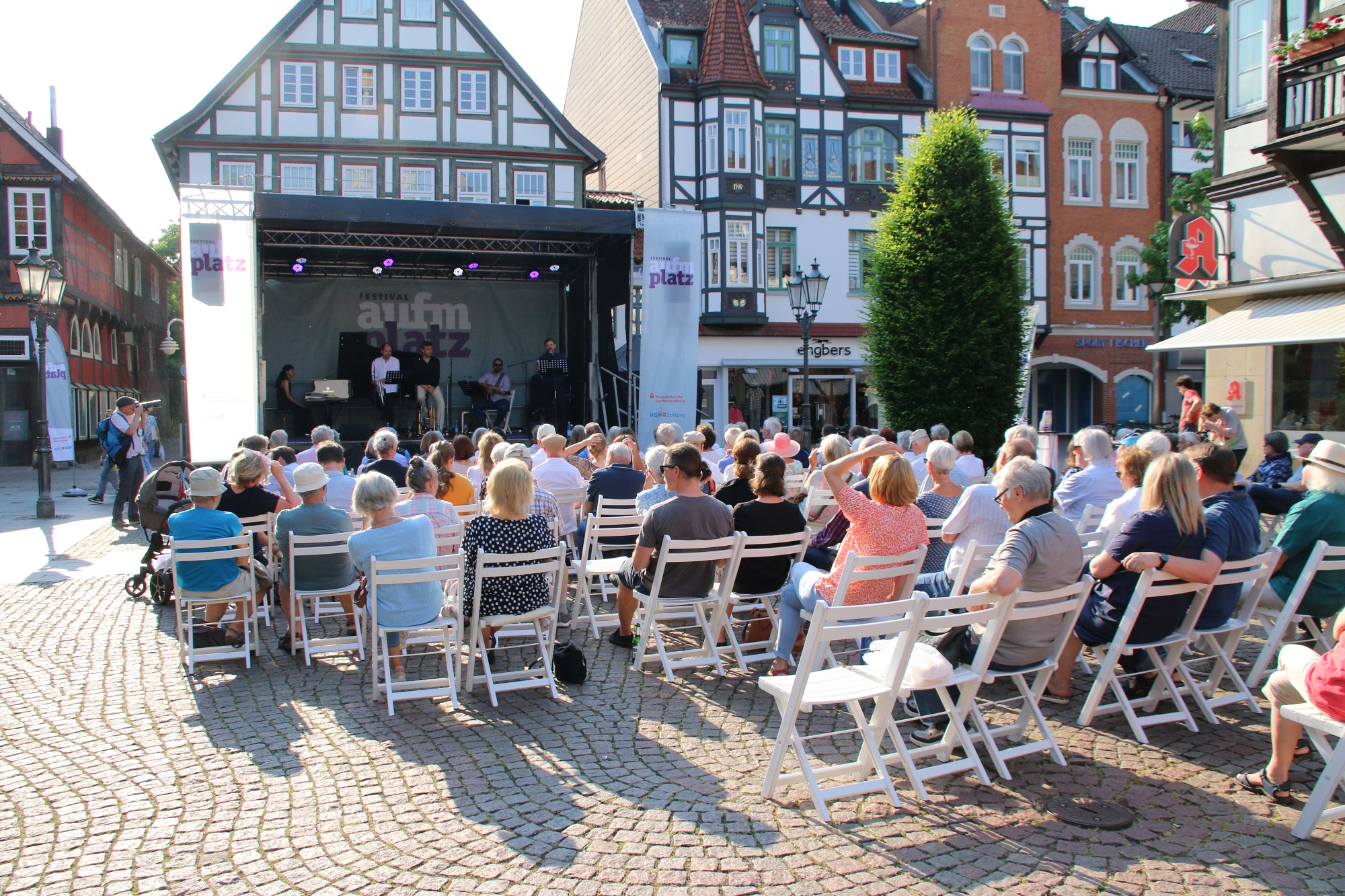 Festival aufm Platz zu Gast in Rinteln; Foto: Jörg Zimmermann